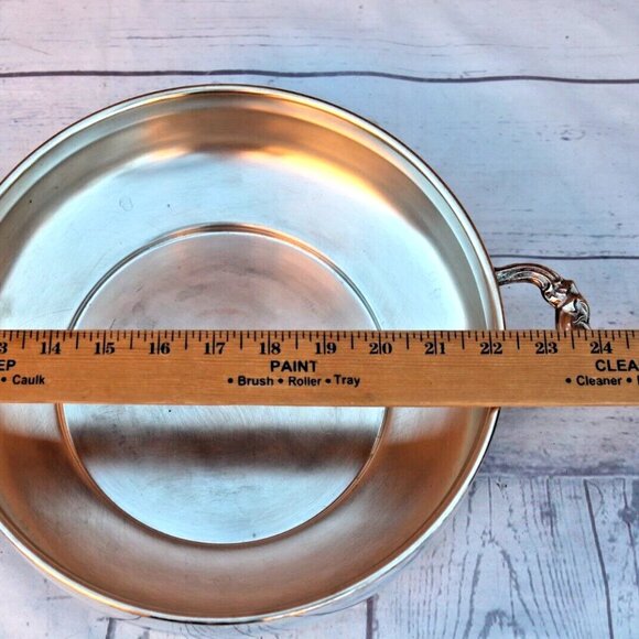 ENGLISH SILVER MFG CORP USA BY LEONARD FOOTED CASSEROLE DISH WITH LID - Picture 5 of 16